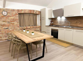 Simona Apartments